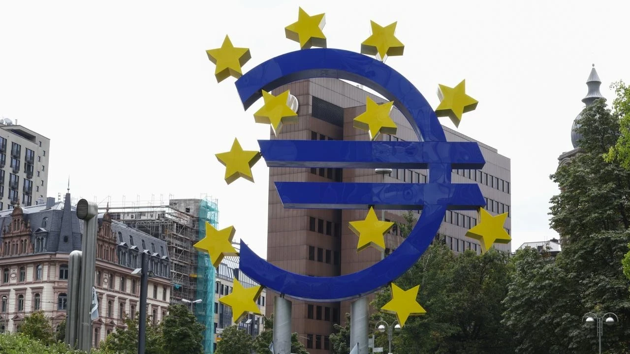 Euro Bölgesi'nde enflasyon 4 ayın en düşük seviyesine geriledi