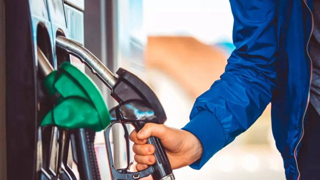 Motorine indirim beklentisi: 4,88 TL düşüş gündemde