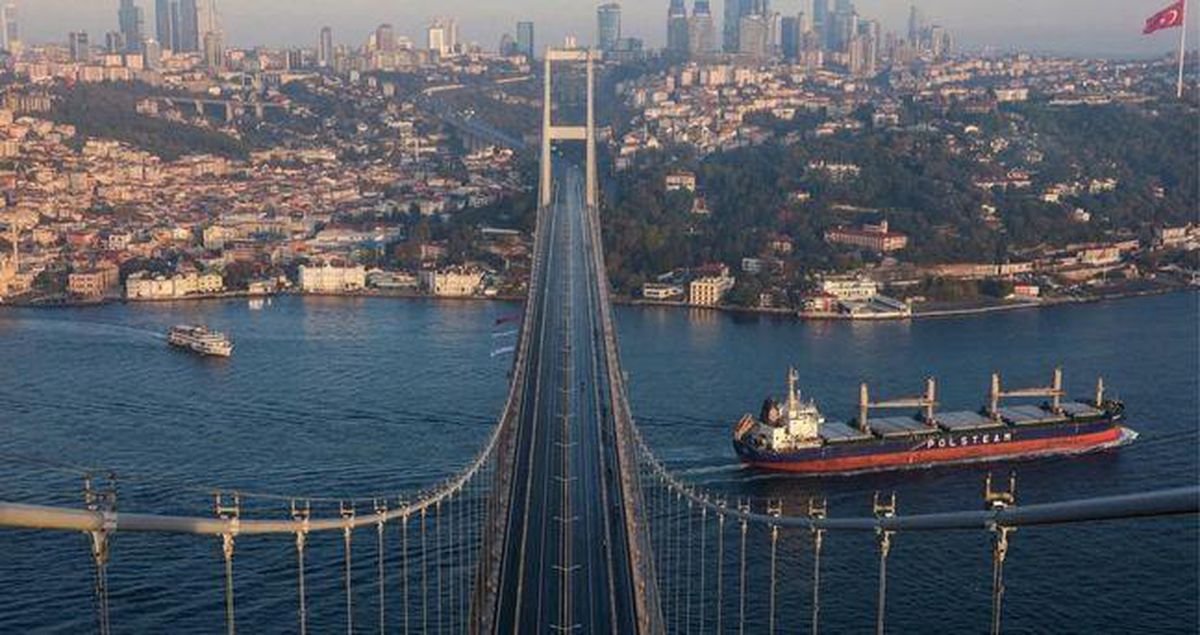 15 Temmuz Köprüsü kapalı mı, metrobüs kapalı mı? İstanbul’da hangi yollar trafiğe kapalı?
