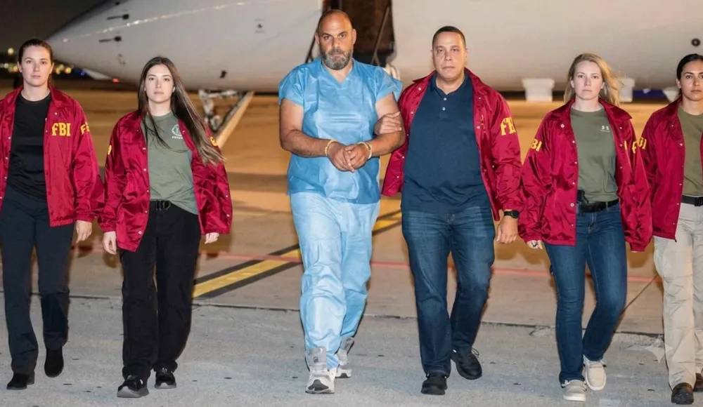 ABD’nin en büyük dolandırıcılık dosyalarından birinin şüphelisi Türkiye’den teslim edildi: İade tartışmaları yeniden gündemde