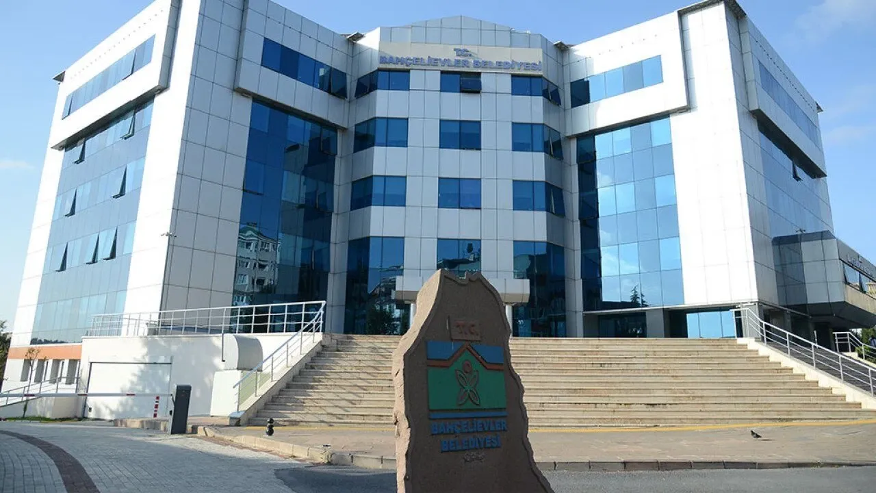 15 Temmuz'a "tiyatro" ifadesi yargıya taşındı