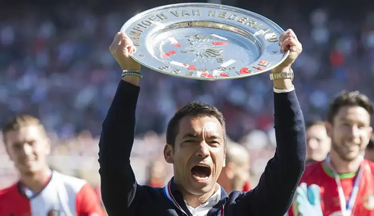 Giovanni van Bronckhorst geri döndü! İşte yeni takımı