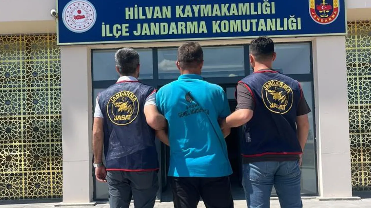 Kılık değiştirerek saklanıyordu! 3 yıl sonra yakalandı