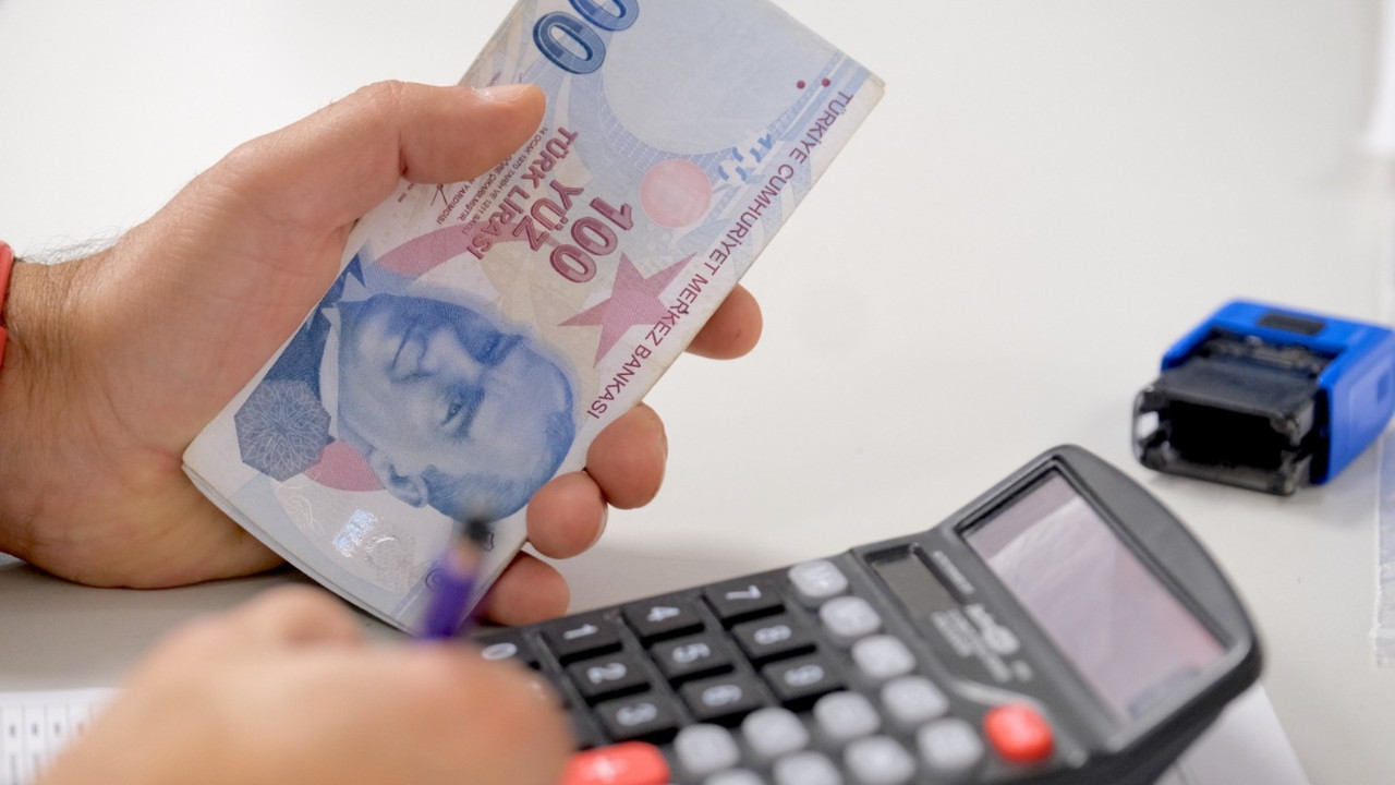 Hazine'nin faiz gideri yüzde 75 arttı