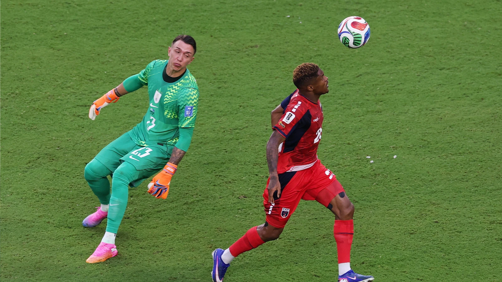 Muslera'nın tarihi hatası Uruguay'a pahalıya patladı: Yeşil Burun Adaları tarih yazıyor