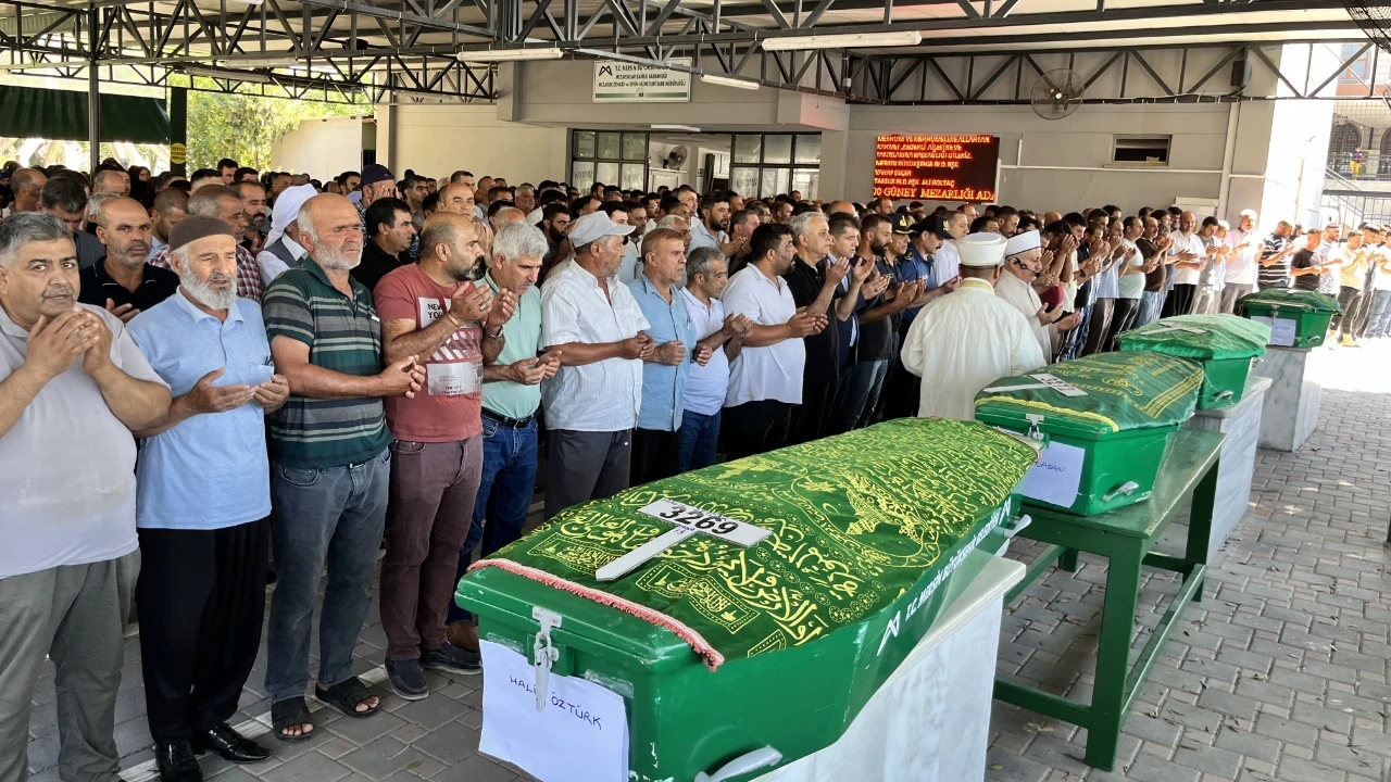 Denizdeki faciada ölen dört kişiye veda