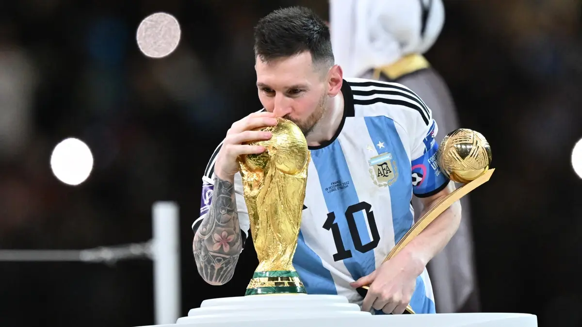 Dünya Kupası'nın 2 "Altın Top" sahibi tek yıldızı Lionel Messi!