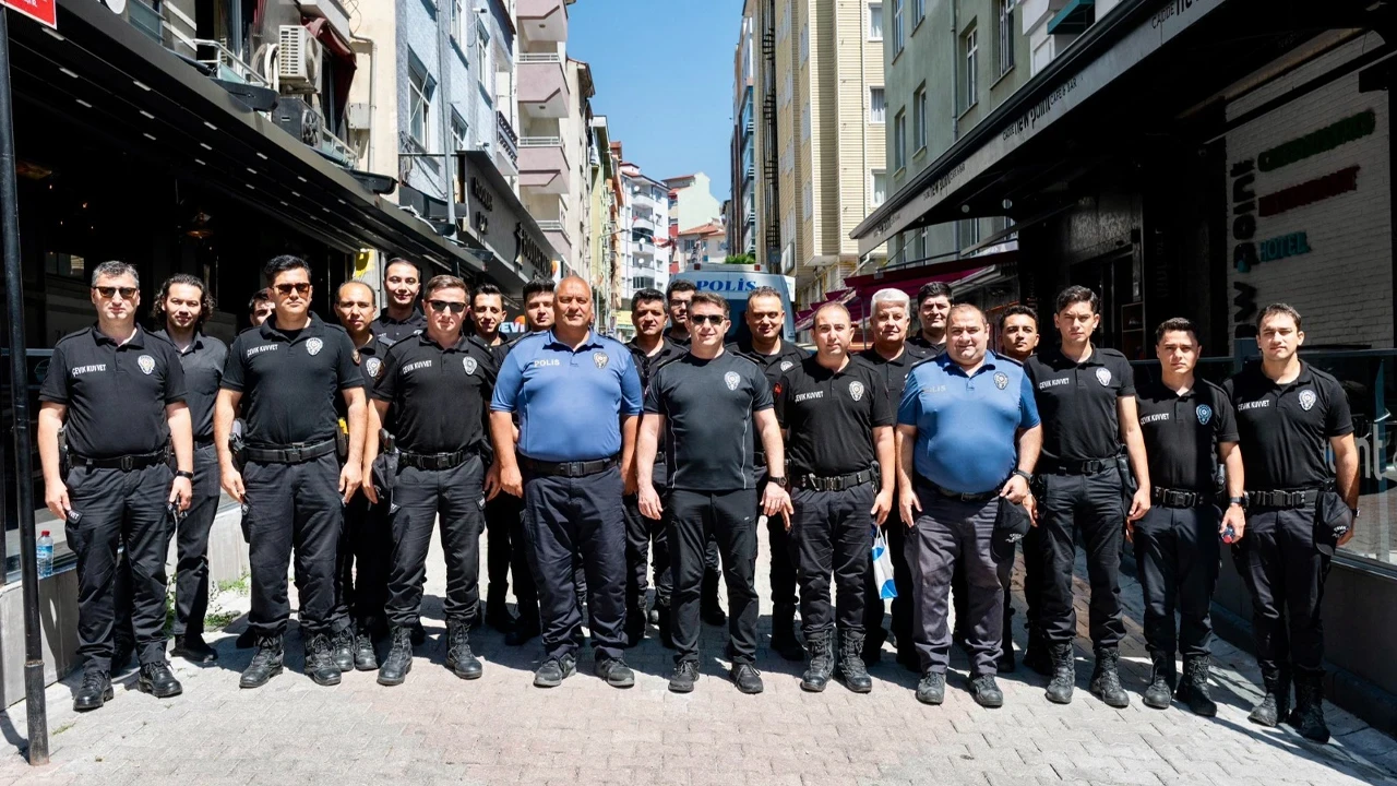 Şırnak’a atanan polis memuru için veda programı düzenlendi