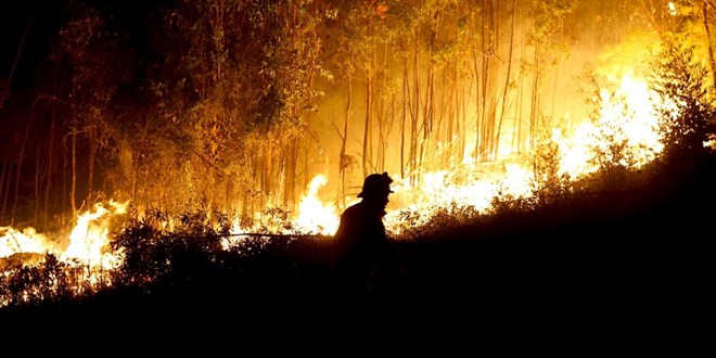 Fransa'da 48 vilayette orman yangını riski nedeniyle turuncu alarm verildi