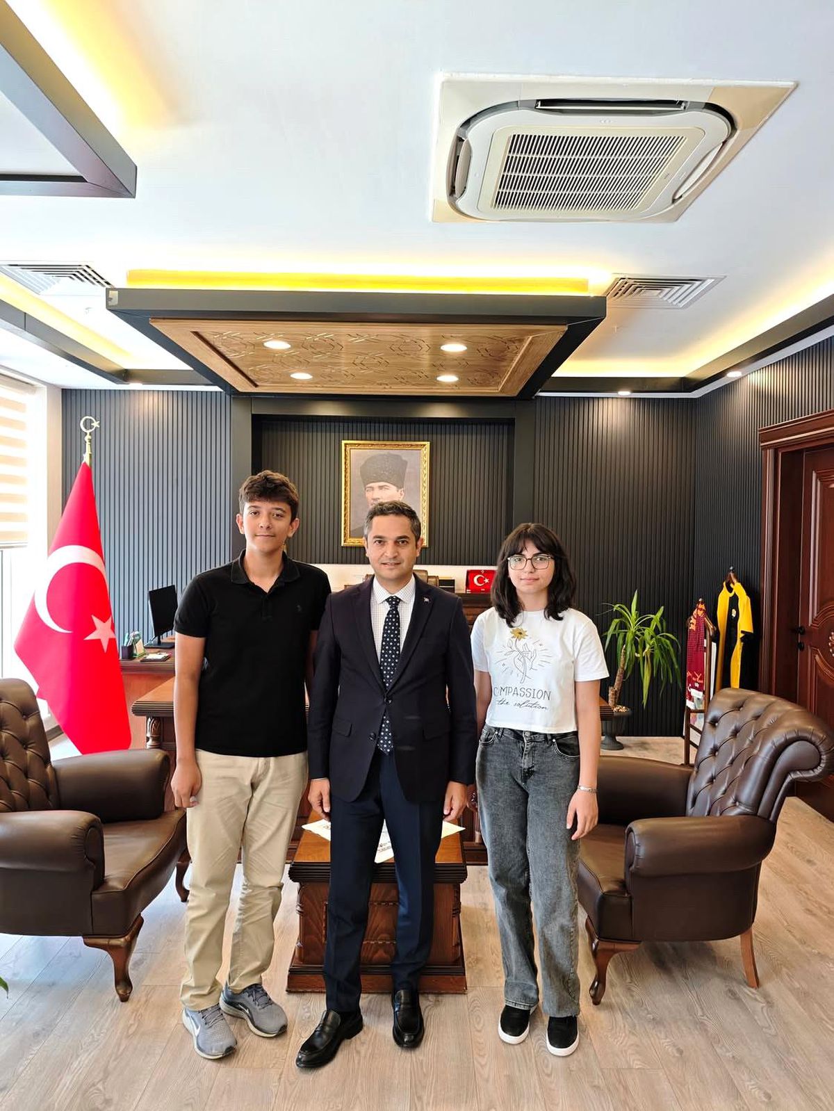 Defne'de 2 öğrenci LGS birincisi oldu