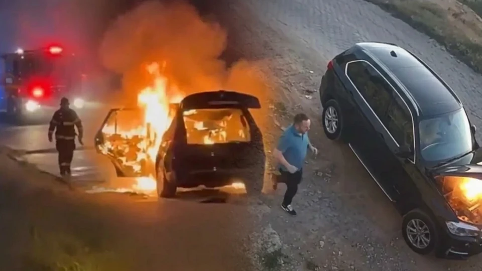 Hareket halinde otomobil alev aldı… Kullanılmaz hale geldi