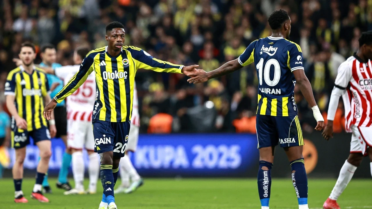 Büyük Umutlarla Gelmişti, Fenerbahçe'den Musaba Kararı