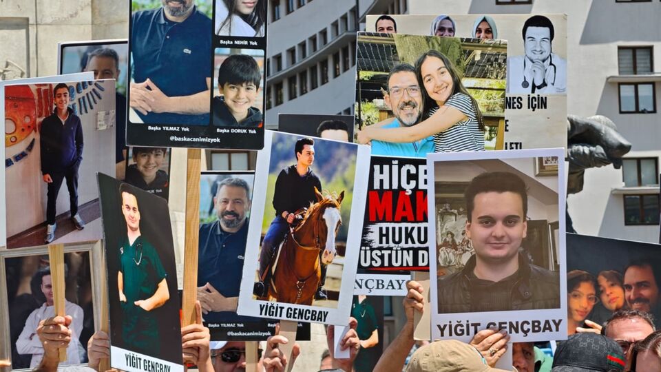 Kartalkaya'daki otel yangınında yakınlarını kaybedenlerin Ankara yürüyüşü tamamlandı