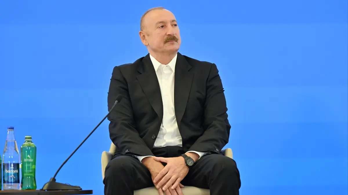Komşulara Türkiye'yi örnek gösterdi: Bizim gibi davranmalılar