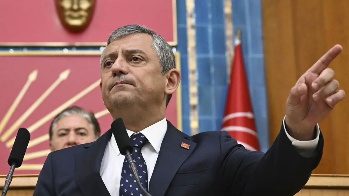 CHP'de çatlak derinleşiyor... Özel'in hesapları tutmadı