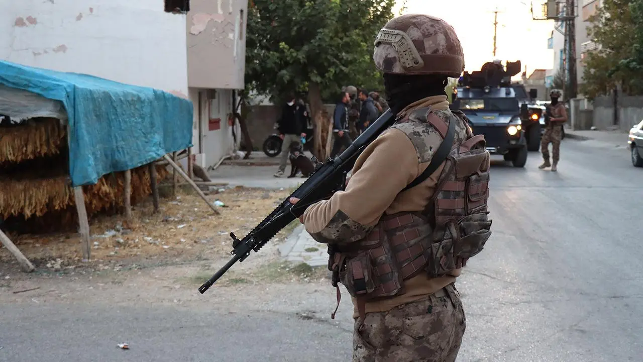 Kırşehir'de terör örgütü DEAŞ operasyonu: 3 şüpheli yakalandı