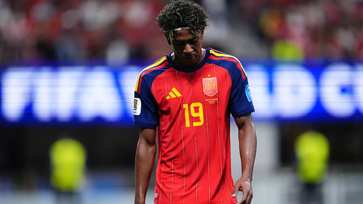 Lamine Yamal’a skandal sözler! Secdeli gol sevinci sonrası hedef oldu