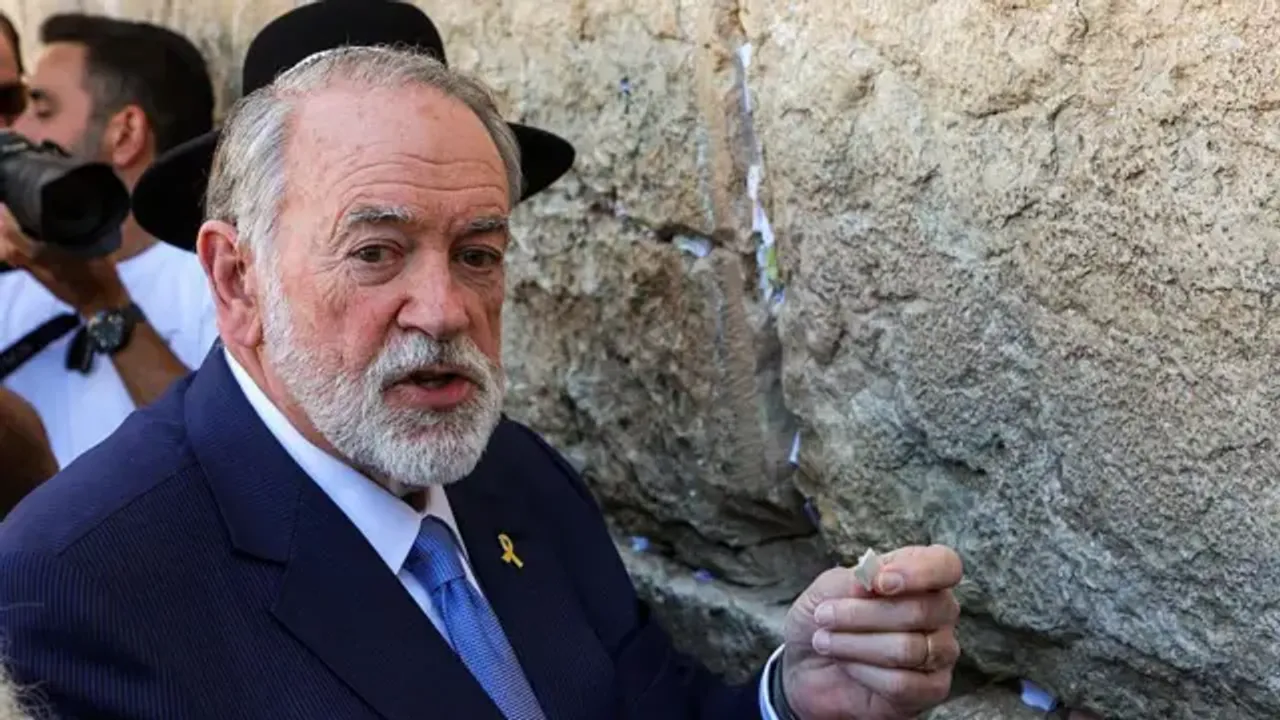 Huckabee'den inciler: İsrail Tanrı'nın yardımıyla başarılı oldu