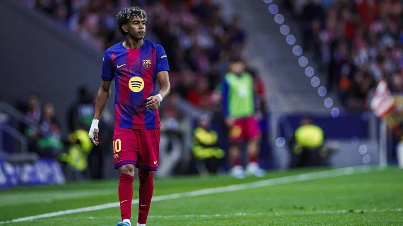 La Liga'da sezonun oyuncusu Lamine Yamal oldu