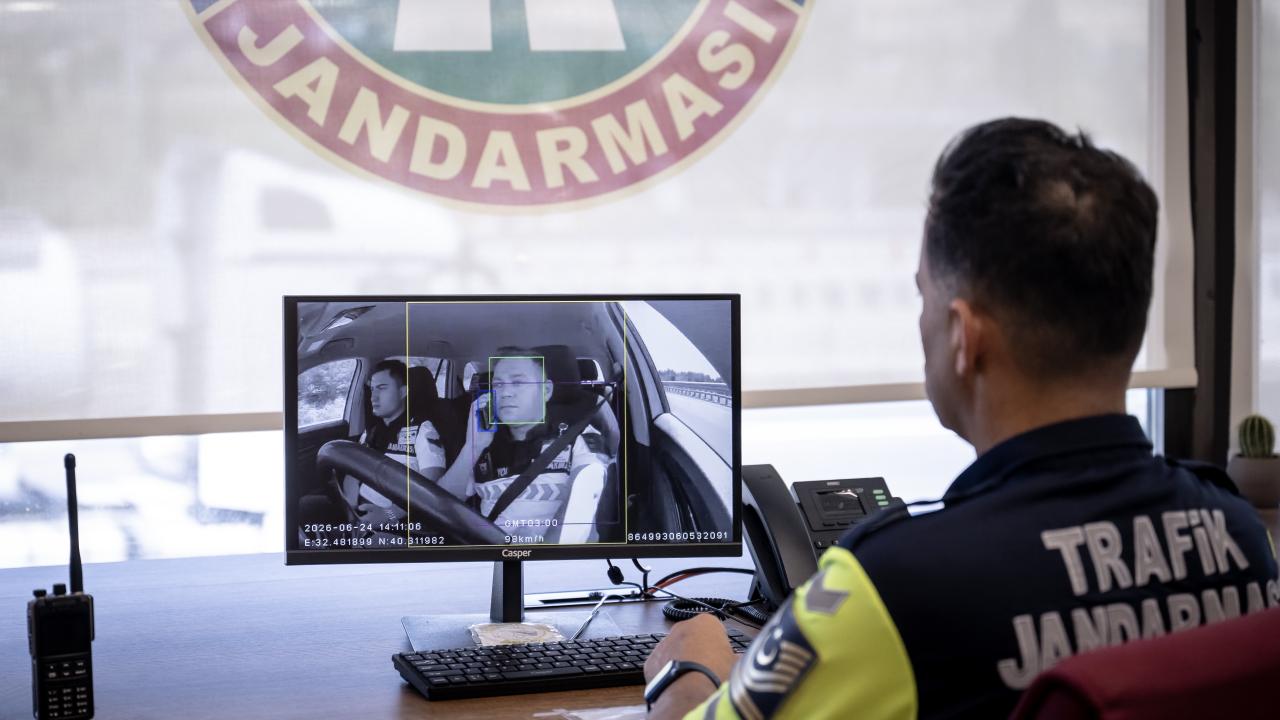Jandarma araçlarındaki yerli analiz sistemi "ASAS" güvenliği artırıyor