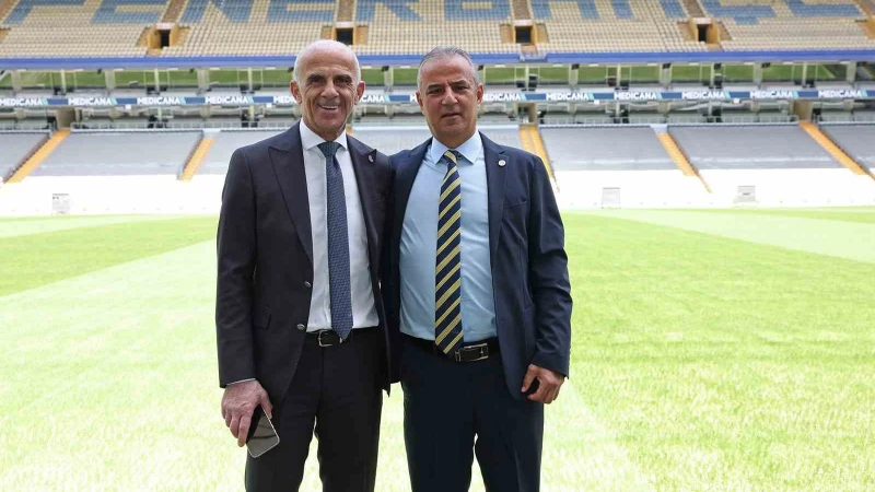 Oğuz Çetin'den Fenerbahçelileri heyecanlandıran hamle! Dünyaca ünlü yıldızının ailesiyle görüştü