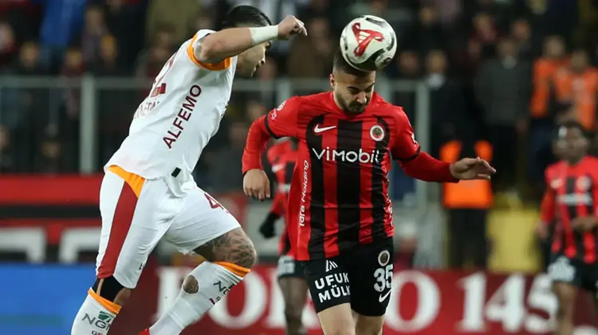 Gözler Gençlerbirliği - Galatasaray maçındaydı! Aslan zirvede farkı 4 puana çıkardı