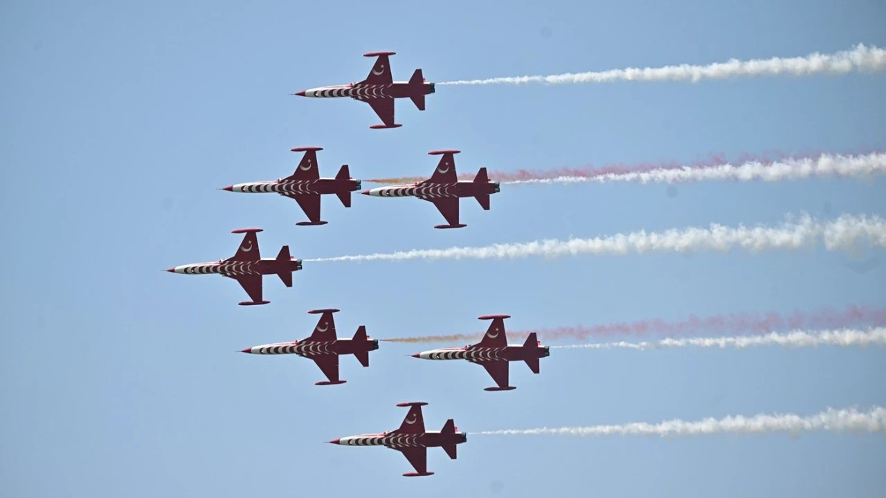 Ankara Valiliği'nden vatandaşlara uyarı: Türk Yıldızları uçuşu nedeniyle yüksek ses oluşabilir