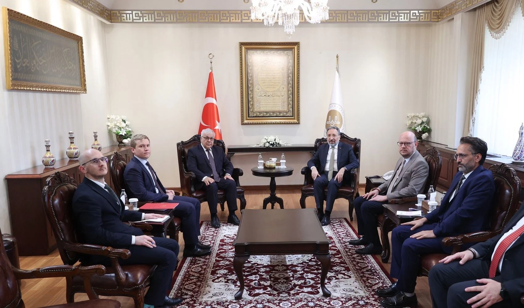 Rusya'nın Türkiye Büyükelçisi Vershinin, Diyanet İşleri Başkanı Arpaguş'la bir araya geldi