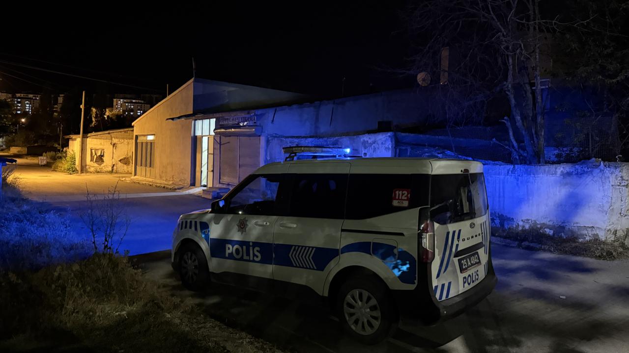 Erzurum'da mahallelinin desteğiyle 10 düzensiz göçmen yakalandı