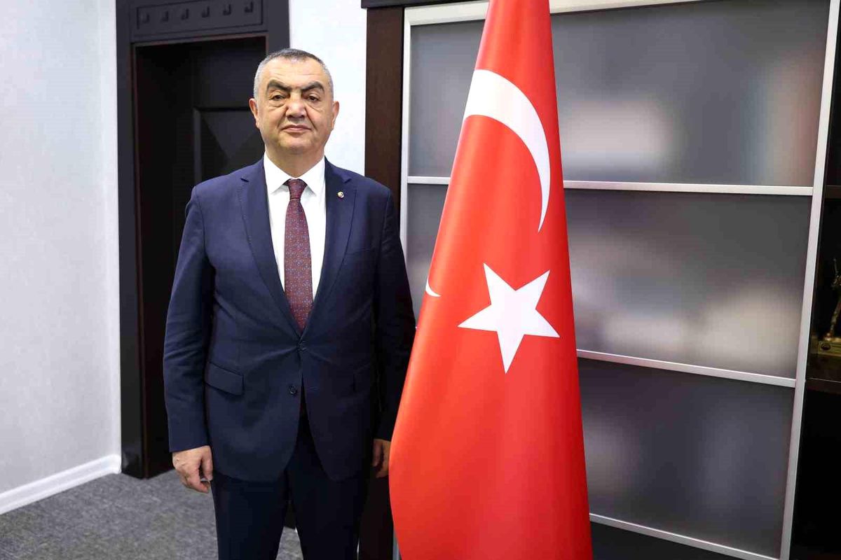 Başkan Büyüksimitci: "15 Temmuz'da milletimiz demokrasisine sahip çıktı, bugün aynı ruhla üretmeye devam ediyoruz"
