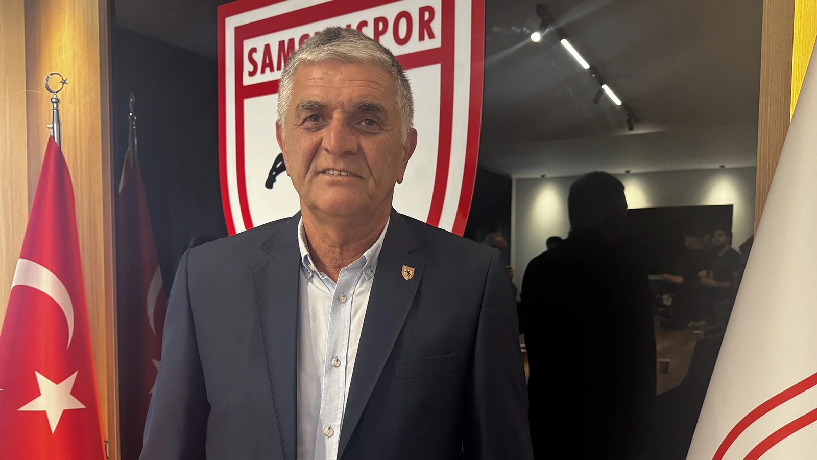 Samsunspor'dan Drongelen açıklaması: "İstenilen seviyede teklif gelirse, Trabzonspor'a verilecek"