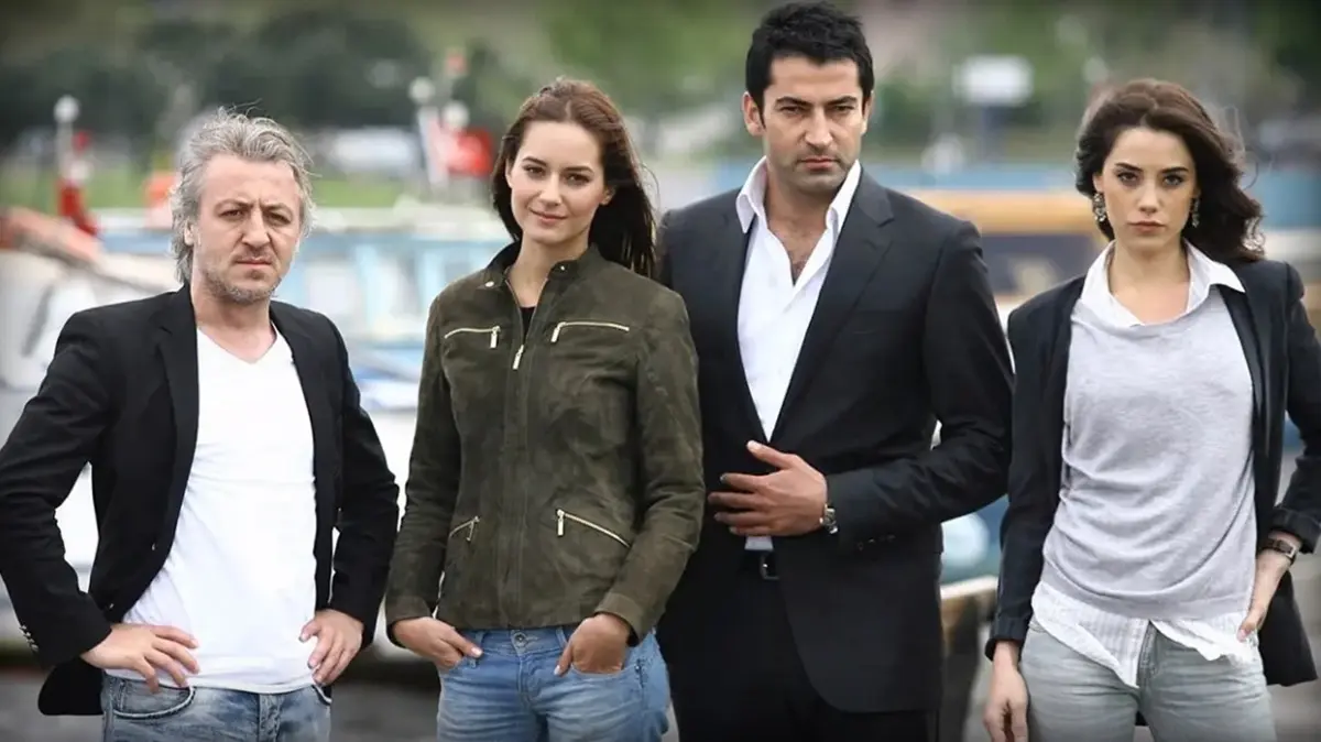 Ezel hayranlarının bayıla bayıla seyredecekleri 4 yabancı fenomen dizi!