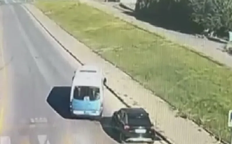 Sakarya’daki Savcı ve Minibüs Şoförü Gerginliğinde Dikkat Çeken Detaylar