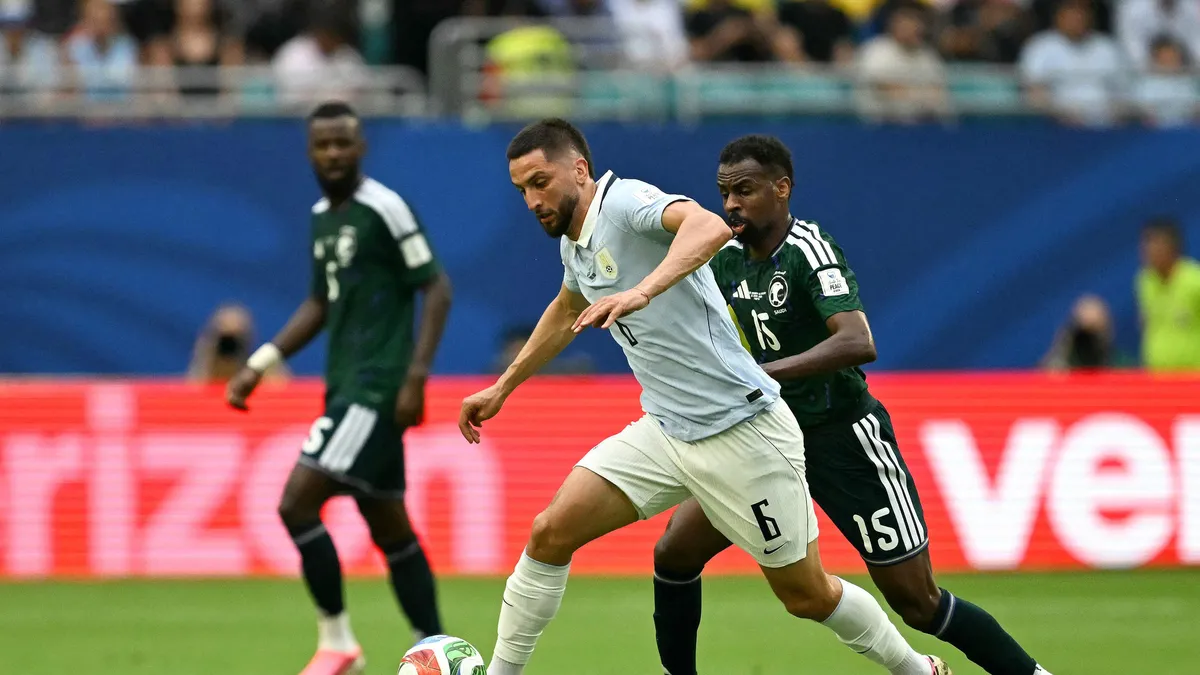 H Grubu'nda puanlar paylaşıldı! Uruguay ile Suudi Arabistan 1-1 berabere kaldı