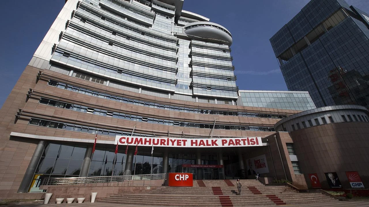 Özel Cephesinden Genel Merkeze Kurultay Çıkartması: Delege Dilekçeleri Teslim Edilecek