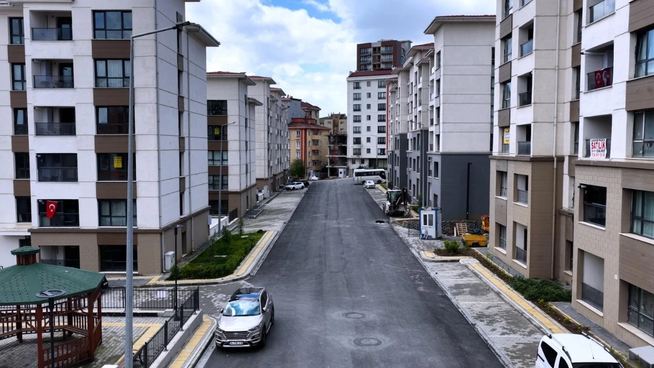 TOKİ'nin 20 bin konut satışında merak edilenler: Kimler yararlanabilecek, başvuru şartları neler, hangi illerde satılacak?