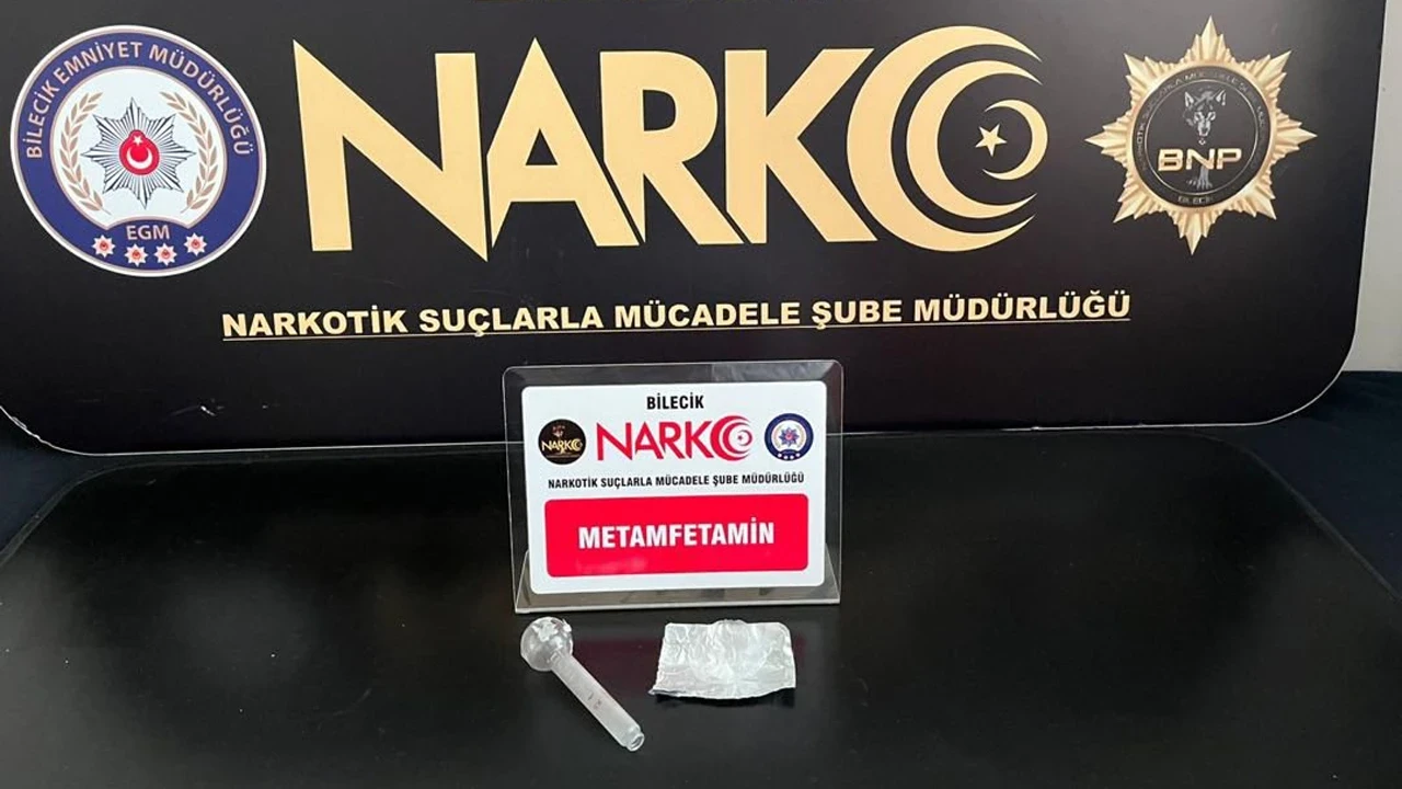 Bilecik’te üzerinde uyuşturucu ve bong bulunan şahıs gözaltına alındı
