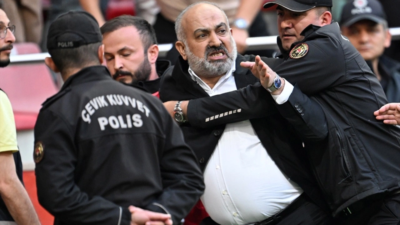 Süper Lig'den düşünce ismi değişti