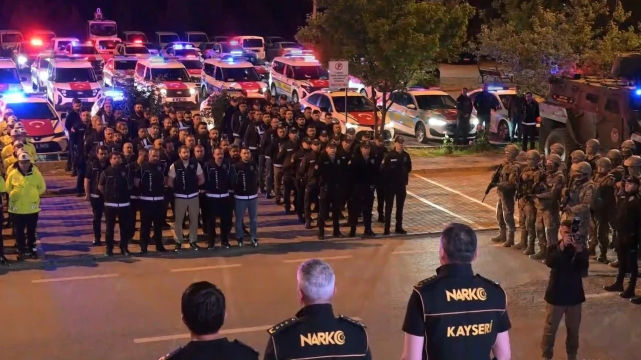 2 bin 500 polisle eş zamanlı baskın: 211 tutuklama