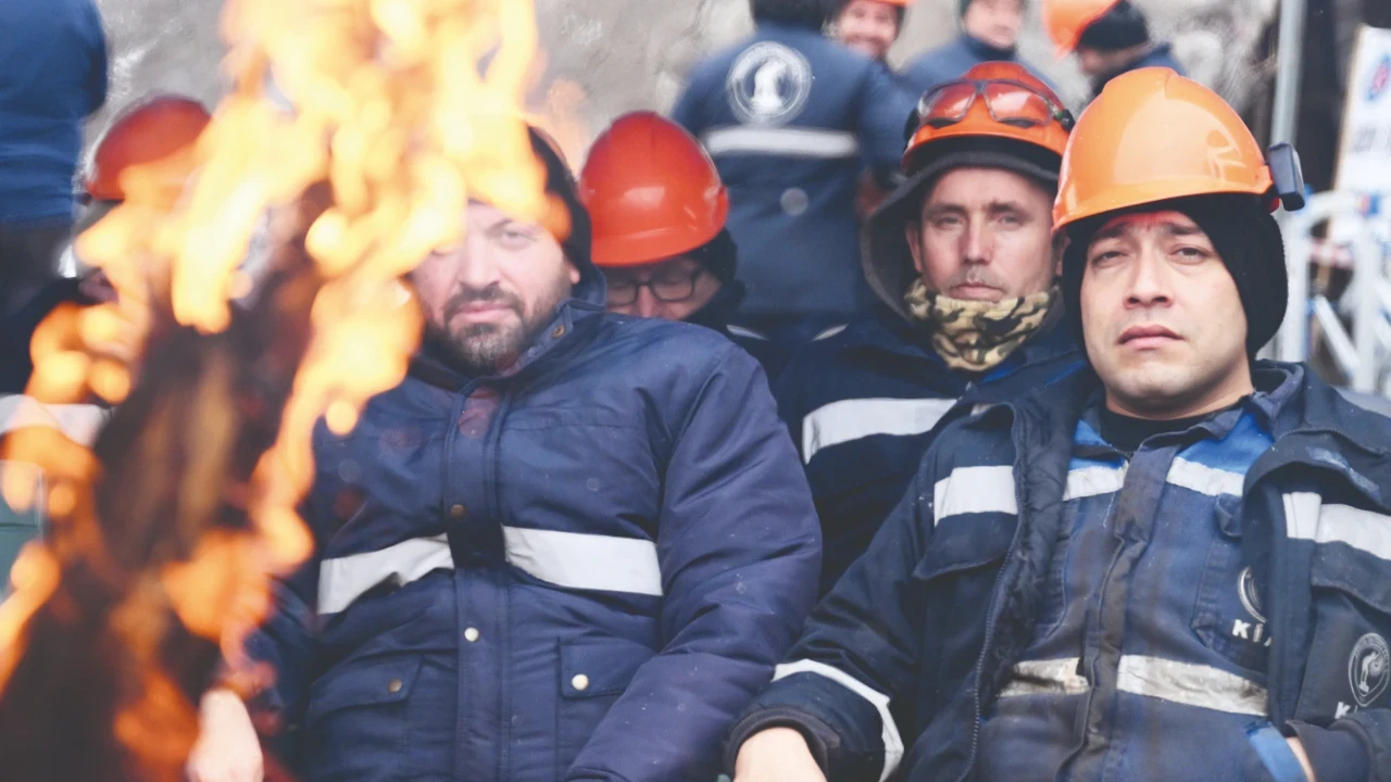 Madenler para basıyor
