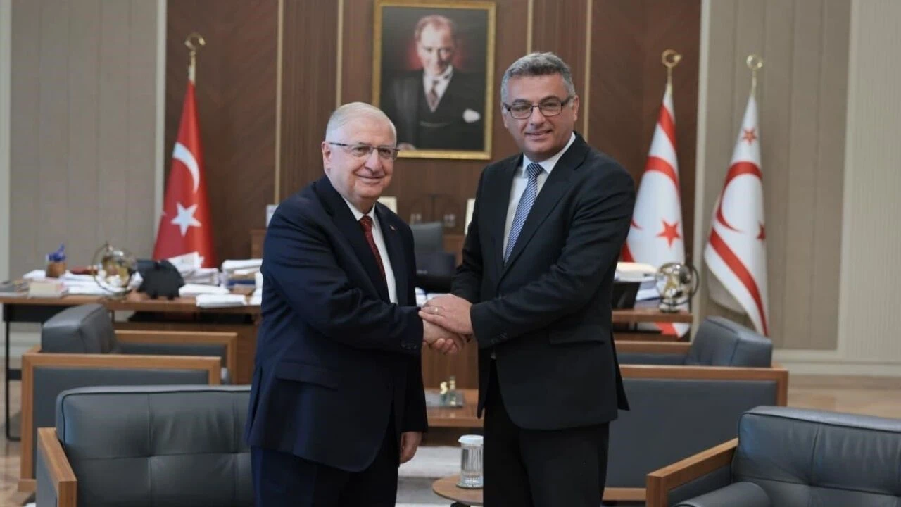 Bakan Güler, KKTC Cumhurbaşkanı Erhürman ile görüştü