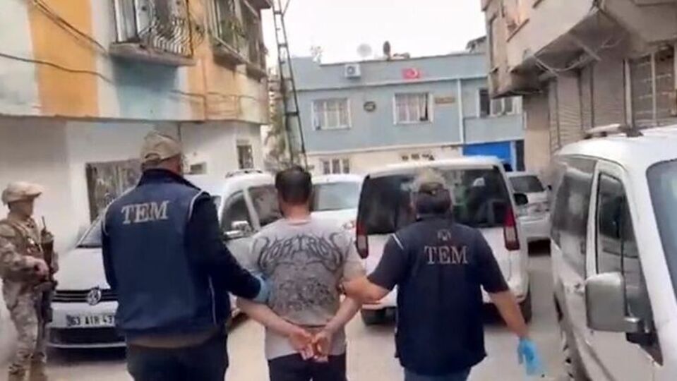 İstanbul'da terör örgütü DEAŞ operasyonunda 13 zanlı yakalandı