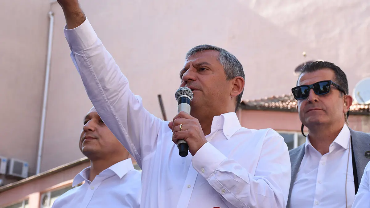 Özgür Özel ile ilgili çarpıcı İYİ Parti iddiası! Canlı yayında açıkladı