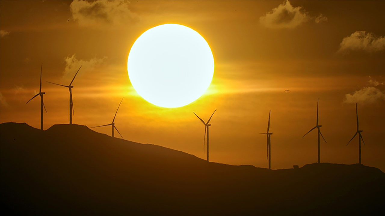 Güneşten elektrik üretiminde yılın rekoru kırıldı