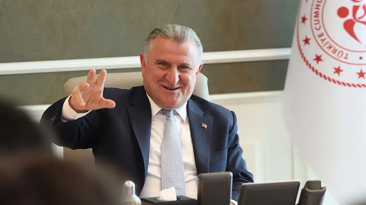 Bakan Osman Aşkın Bak: Voleybolda ekol olduk