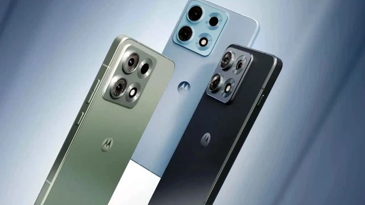 Şarj aletlerini unutturacak amiral gemisi sahneye çıktı: Motorola Edge 70 Max devasa bataryasıyla ezber bozuyor