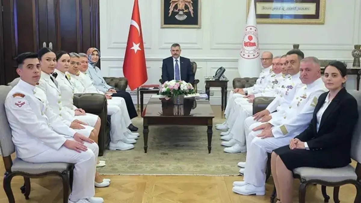 İçişleri Bakanı Çiftçi Sahil Güvenlik heyetini kabul etti