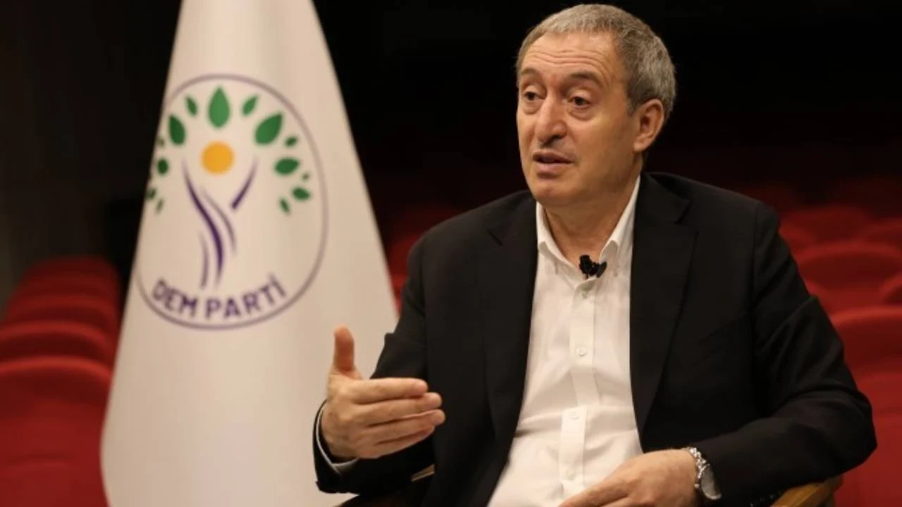 Bakırhan: 'Anadil ile ilgili siyasi beyanlara dikkat etmek gerekir'