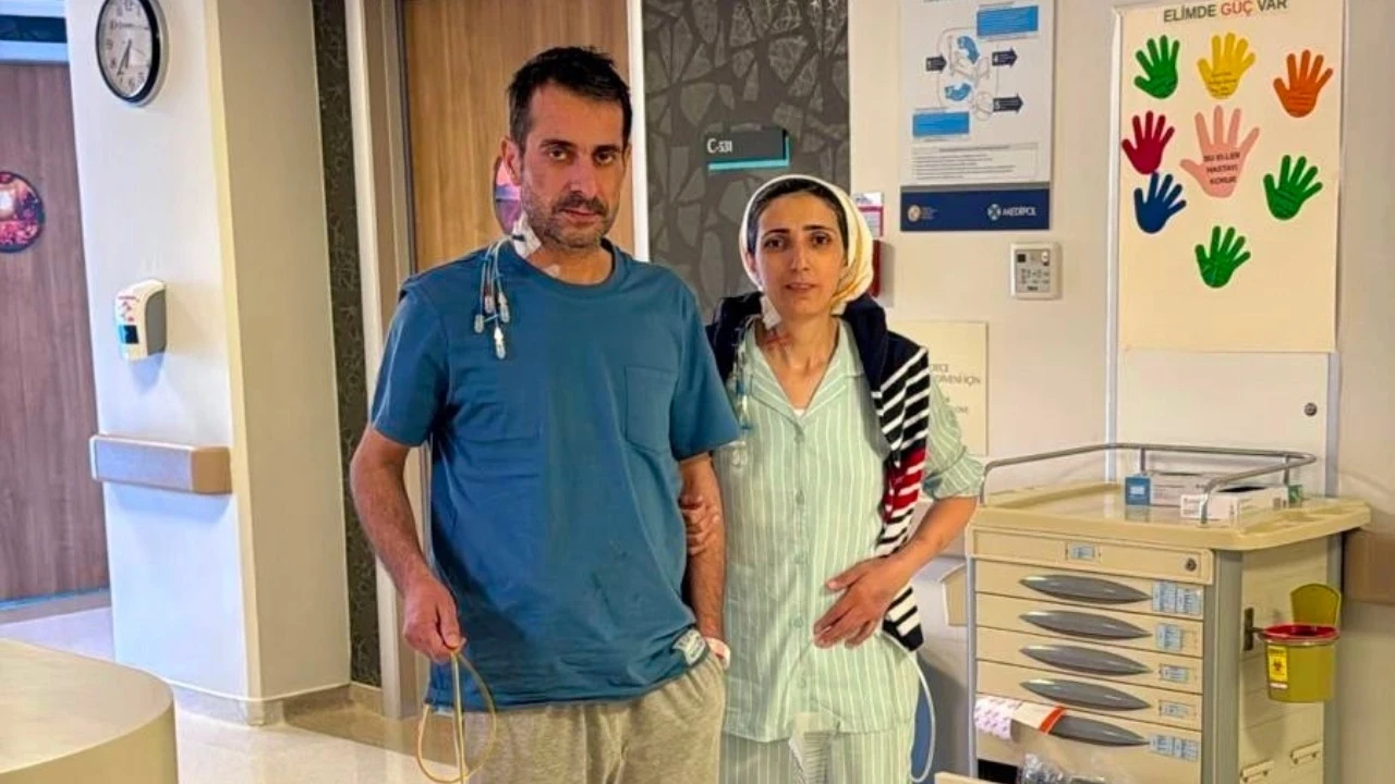 19 yıllık eşine karaciğerini bağışladı
