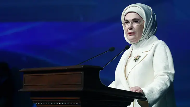 Sıfır Atık Forumu 2026'nın açılış konuşmasını yapan Emine Erdoğan : Tarihi bir buluşma